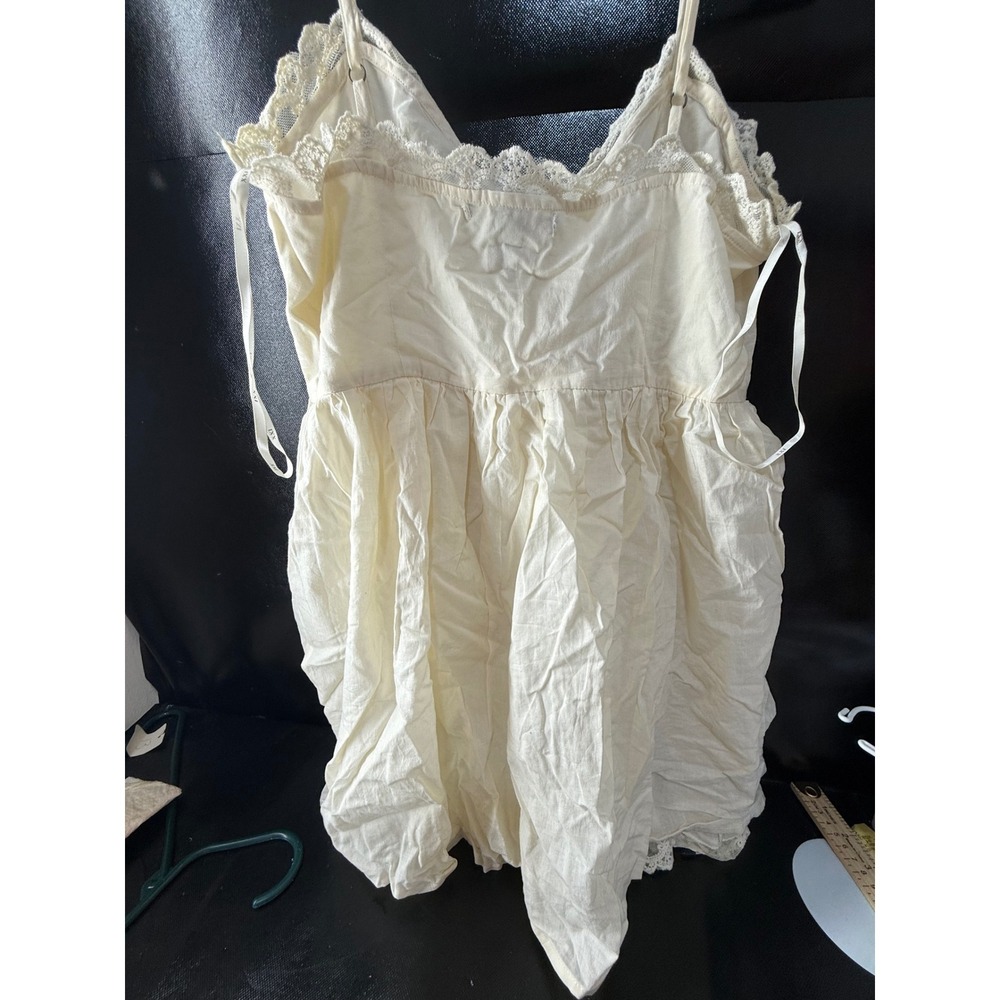 XXI Forever 21 Cream Lace Trim Button Front Babydoll Camisole Top Small